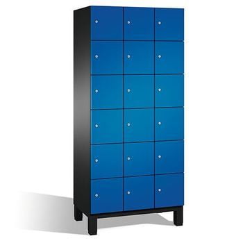 Fächerschrank, Breite 120 cm, Höhe 198 cm, Tiefe 52,5 cm, 18 Fächer