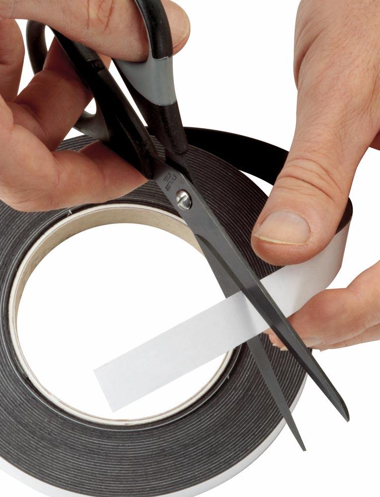 Magnetband, Rolle 10 m lang, 45 mm breit, 1 Seite selbstklebend, 1 Seite magnetisch