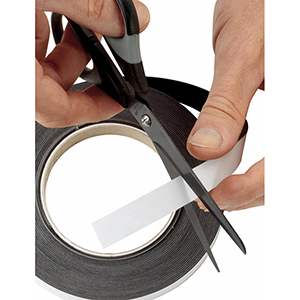 Magnetband, Rolle 10 m lang, 35 mm breit, 1 Seite selbstklebend, 1 Seite magnetisch, MINDESTABNAHME 2 Rollen