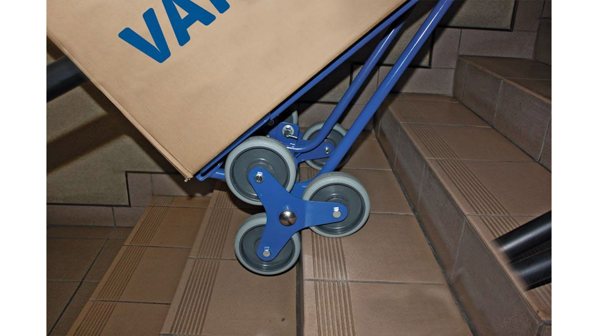 Sackkarre, Treppenkarre, Schaufel-BxT 480x300 mm, BxTxH 570x676x1310 mm, Traglast 200 kg, 2 dreiarmige Radsterne mit Vollgummibereifung