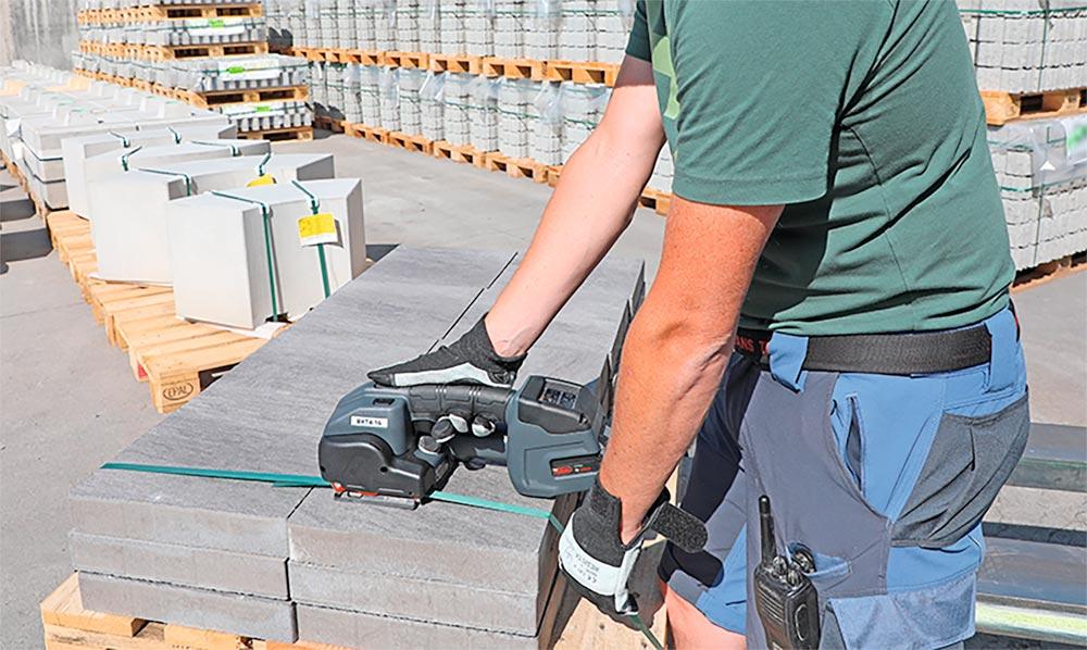 Akku-Umreifungsgerät, Komfort, LxBxH 367x152x138 mm, 400-4500 N, Li-Ion-Akku 18 V/4,0 Ah, für 19 mm Bandbreite, PP/PET