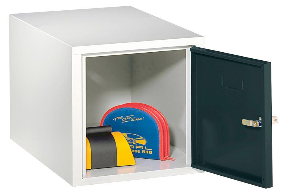 Schließfachwürfel, BxTxH 400x500x390 mm, Tür glatt, Etikettenrahmen, Zylinderschloss, geeignet für Motorradhelme, RAL 7035/9005