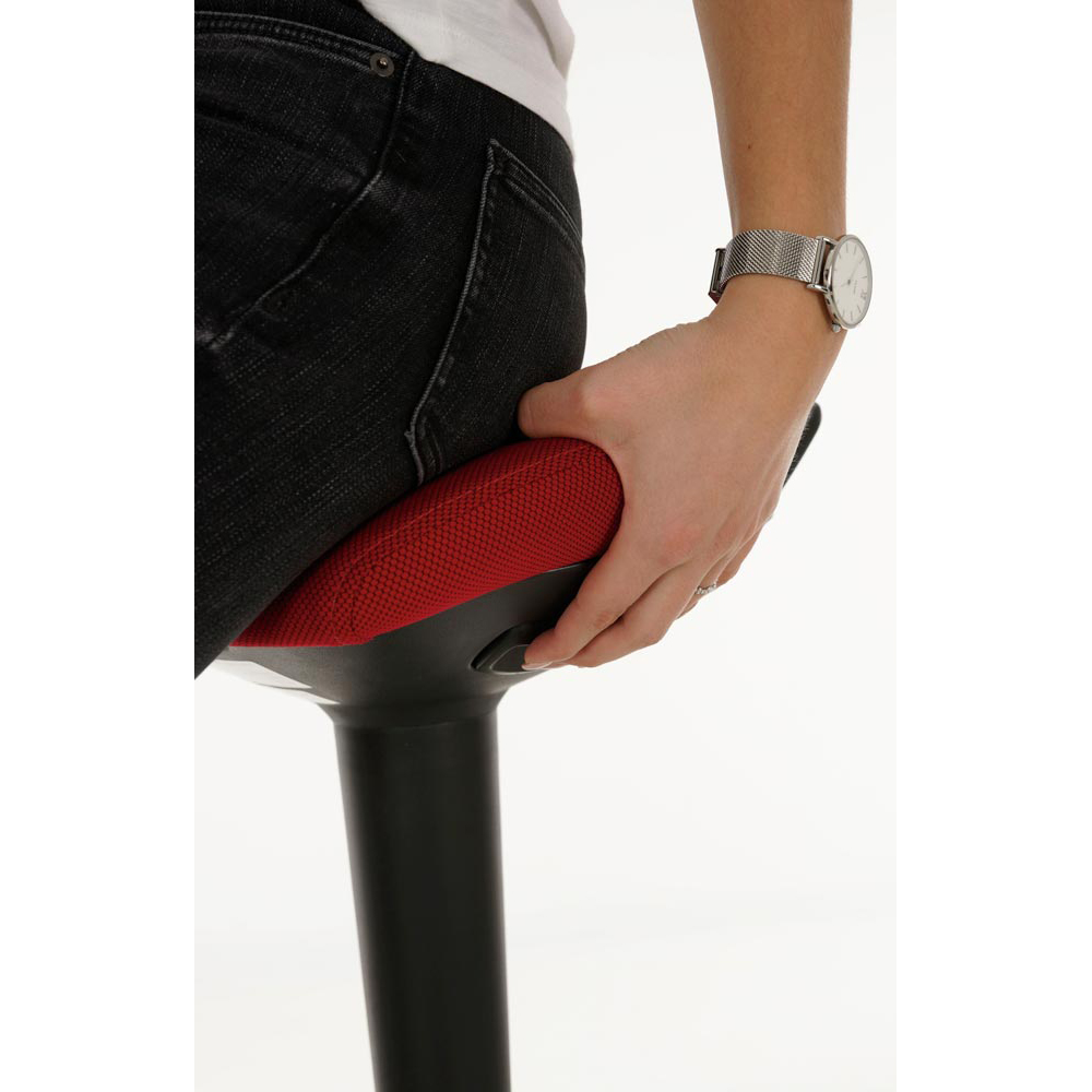 Multibewegliche Stehhilfe,Sitzhöhenverstellung von 600 -860 mm,rot