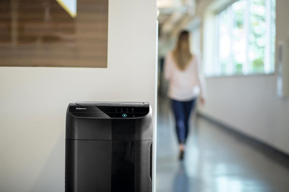 Aktenvernichter, Sicherheitsstufe P5, Schnittgröße 2x12 mm, Streifen, Schneidl. 20 Blatt, 30 Liter Volumen, BxTxH 419x299x590 mm