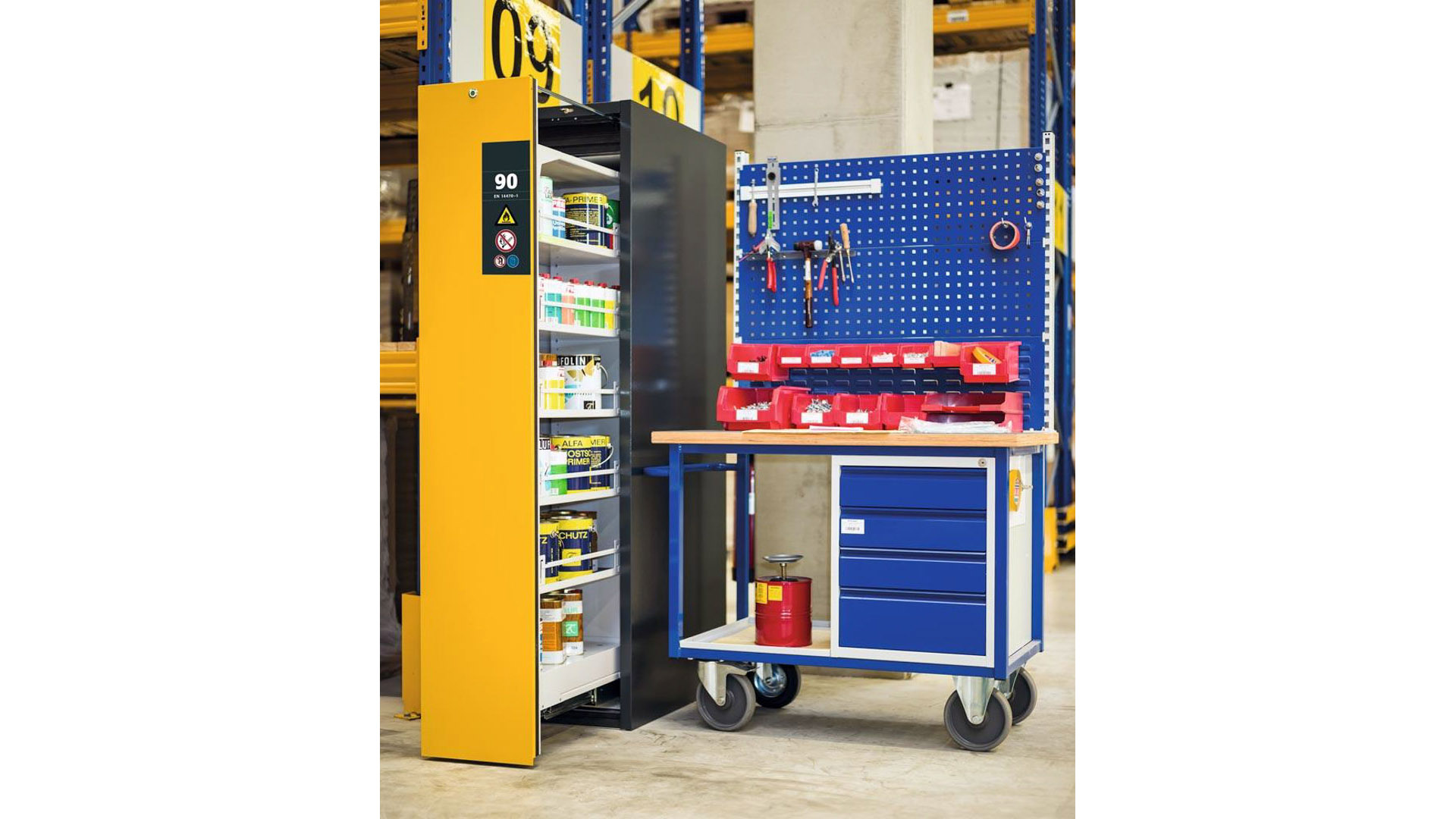 Sicherheitsschrank mit Vertikalauszug, Typ 90, BxTxH 450x860x1966 mm, 4xFachboden, 1xLochblecheinsatz, 1 Bodenwanne, RAL 7016/1004