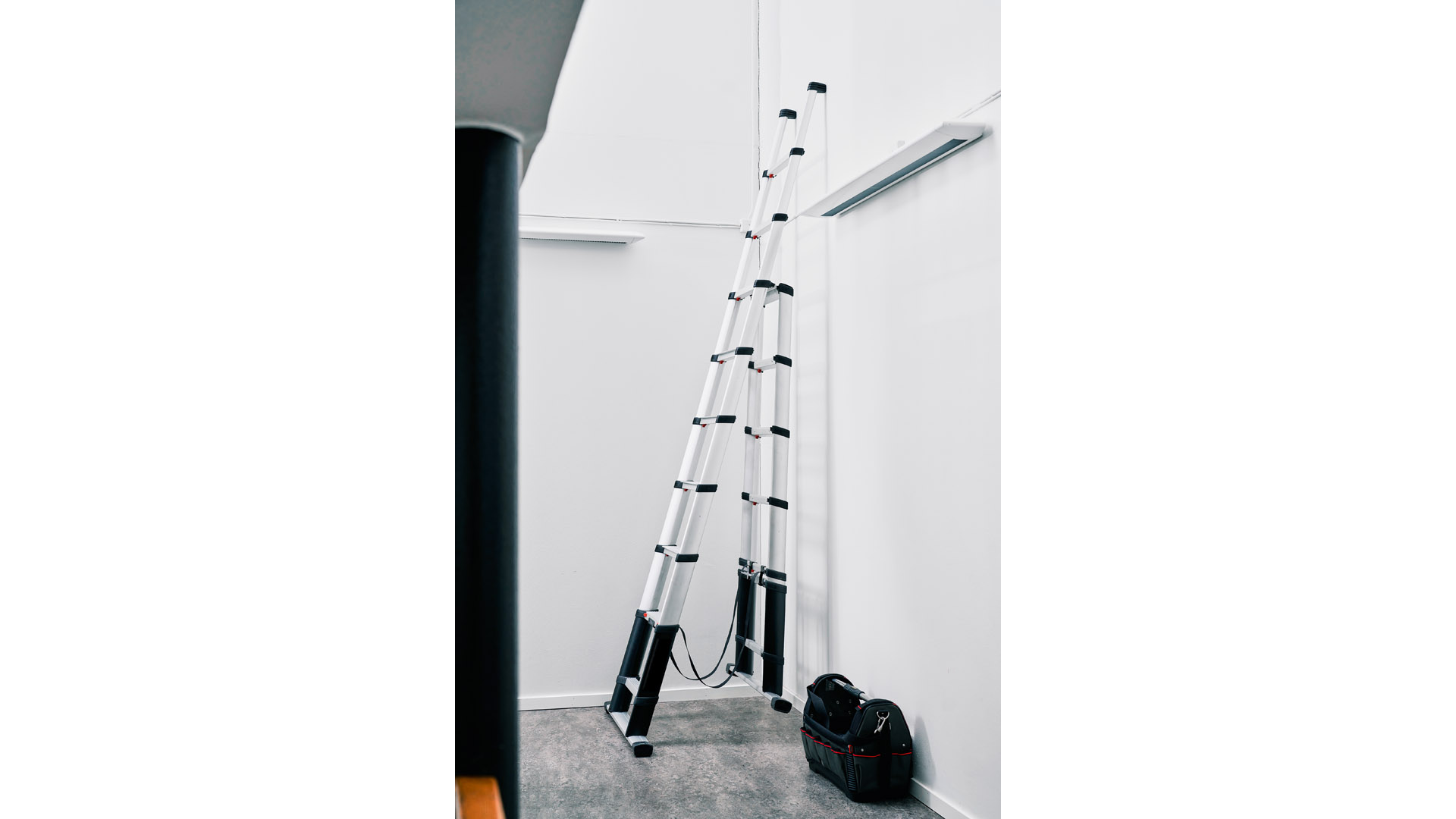 Teleskopleiter - Kombileiter, 9 Stufen, Leiterlänge max. 3000 mm, Leiterlänge zusammengeschoben 790 mm, Gewicht 19,2 kg