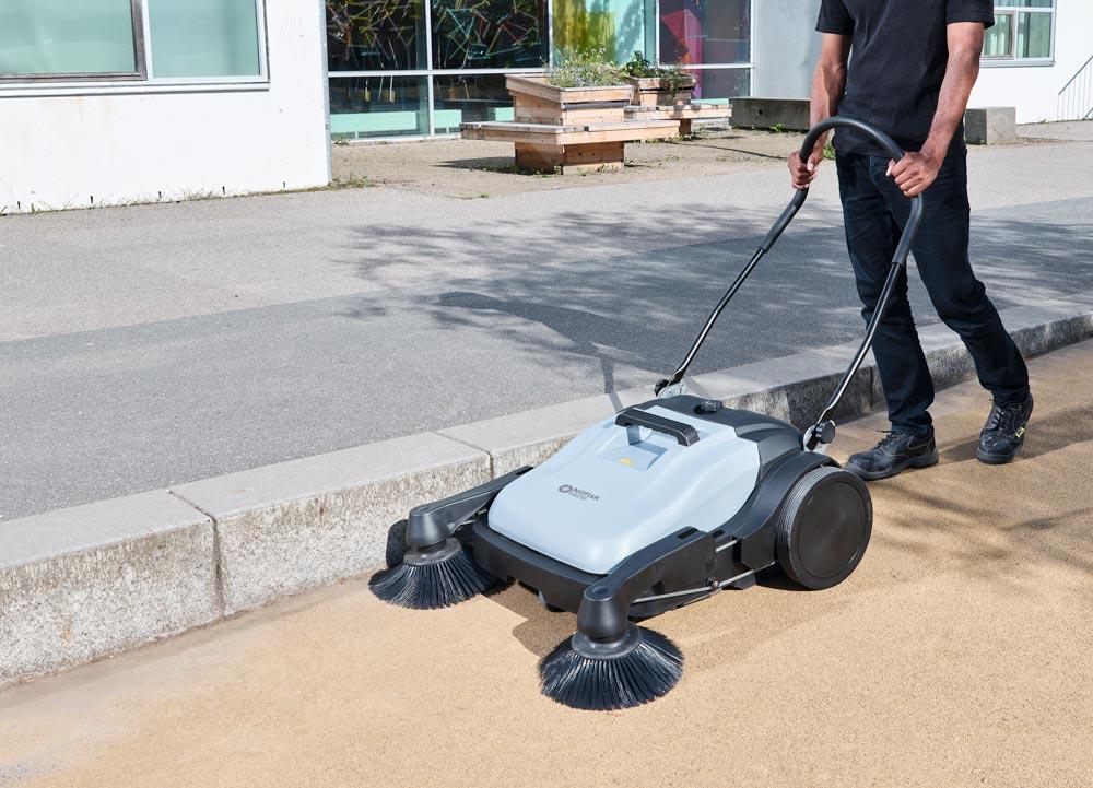 NILFISK Kehrmaschine SW 250